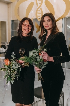 MUDr. Jana Hercogová a Aksana Lukanava
