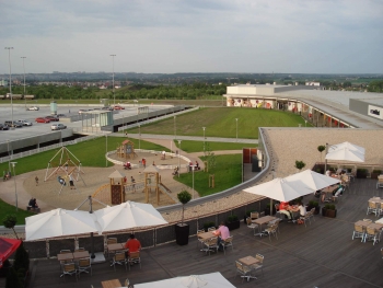 FAPO_pohled z terasy_I etapa_2007