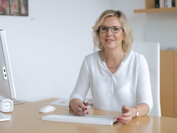 MUDr.-Hana-Višňová-vedoucí-lékařka-IVF-CUBE_2