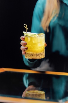 Zelena-Becherovka-Sherry-Fino-zelene-jablko-celer-celerove-seminko-2