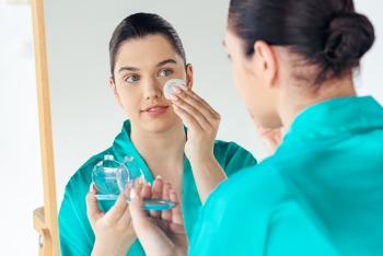 Zmatnujici-pudr-AcneCover