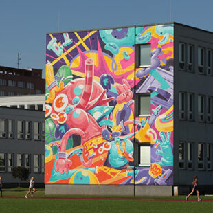 Mladá Boleslav se znovu promění v galerii. Festival Město=Galerie propojí světové umění s místní komunitou.