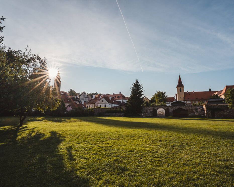 PORT 1560 vstupuje do hlavní sezóny. Oslavy Pivovaru Krumlov vystřídá seriál Letních večerů a festivalový program.