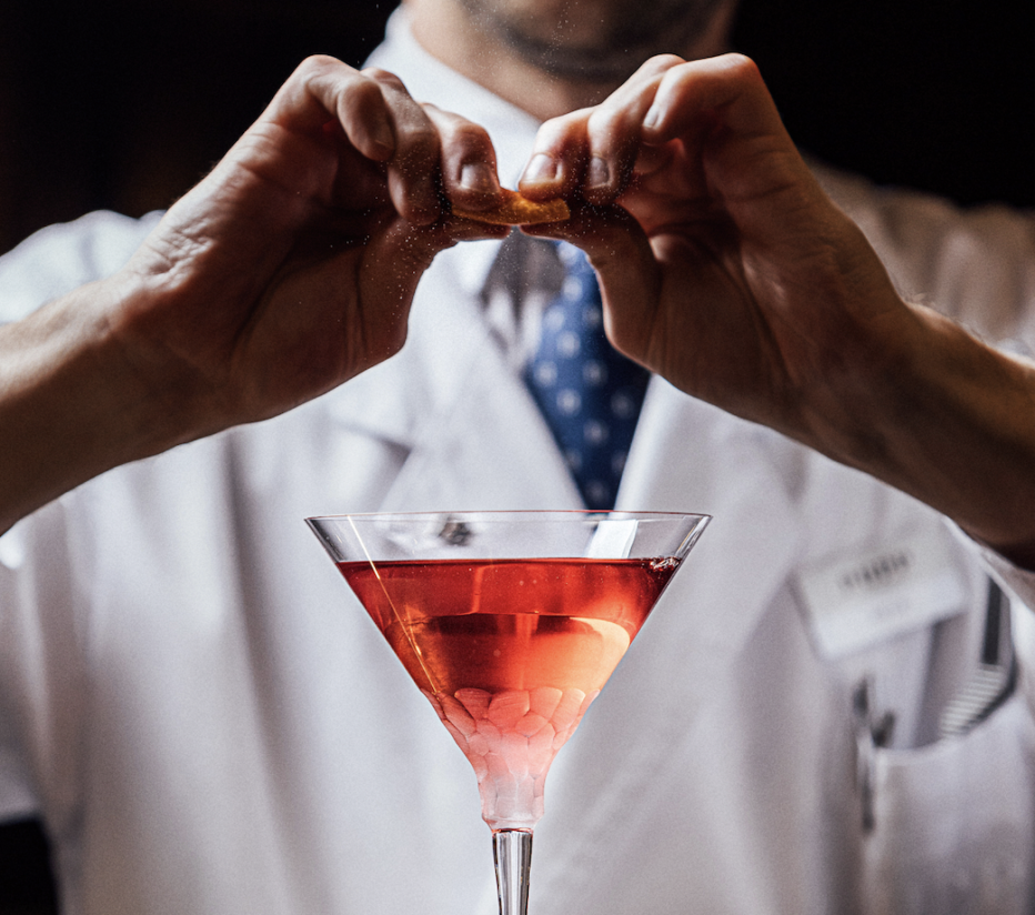 EXKLUZIVNÍ VÁBENÍ PRO NAŠE SMYSLY: MÍCHANÉ DRINKY Z GRANDHOTELU PUPP V NÁPOJOVÝCH SETECH MOSER