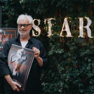 Výstava s názvem VÝBĚR Z DÍLA světoznámého fotografa Roberta Vano je k vidění v galerijním prostoru STARS LOVERS & FRIENDS v Praze